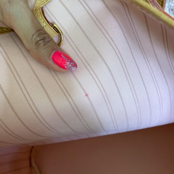 SOLD LV Summer 2017 Tahitienne Neverfull MM - Picture 7 of 9